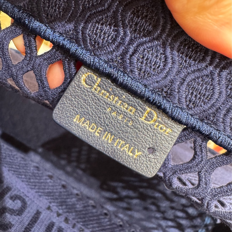 Dior booktote 中號-7