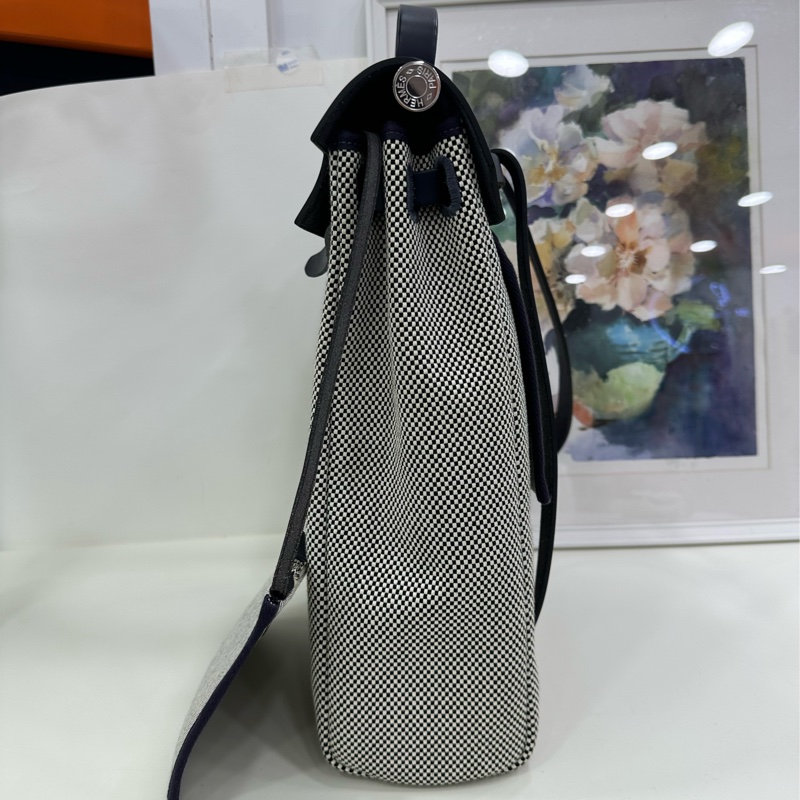 HERMES愛馬仕 Z刻Herbag Zip a dos Zip retourne Criss 銀扣 帆布 手提包書包背包雙肩包 有原單 尺寸：29x38-4