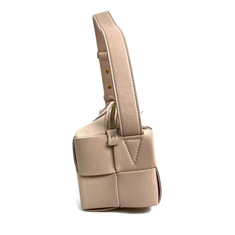 △ Bottega Veneta 寳緹嘉 Pink Lambskin Brick Cassette One Shoulder Bag 粉紅色小羊皮單肩袋 - 257016677-3