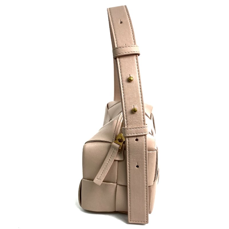 △ Bottega Veneta 寳緹嘉 Pink Lambskin Brick Cassette One Shoulder Bag 粉紅色小羊皮單肩袋 - 257016677-4