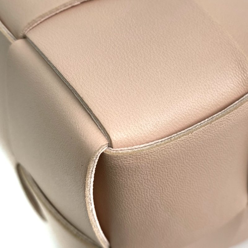 △ Bottega Veneta 寳緹嘉 Pink Lambskin Brick Cassette One Shoulder Bag 粉紅色小羊皮單肩袋 - 257016677-7