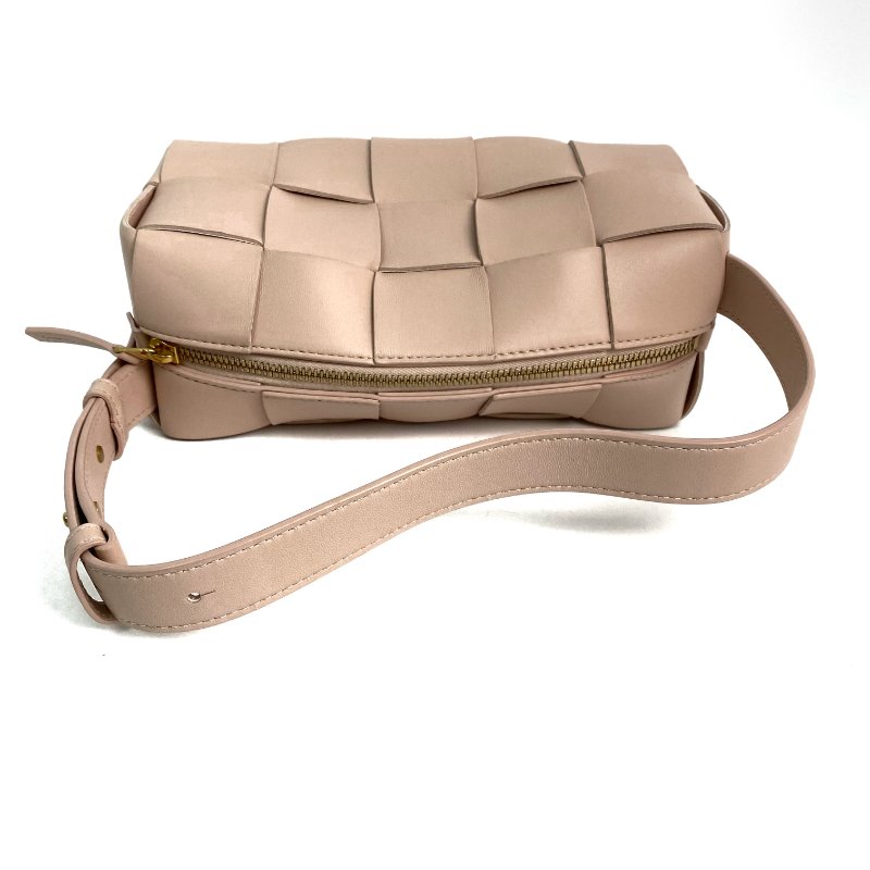 △ Bottega Veneta 寳緹嘉 Pink Lambskin Brick Cassette One Shoulder Bag 粉紅色小羊皮單肩袋 - 257016677-10