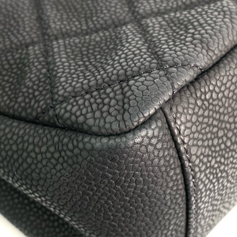 △ Chanel 香奈兒 Black Caviar Skin Gold Tone Metal Single Flap Chain Shoulder Bag A67622 No.17 黑色粒紋小牛皮金色金屬鎖鏈肩背袋No.17 - 257016995-8