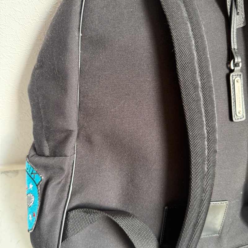 YSL 徽章帆布後背包 男女都可以 甜甜-7