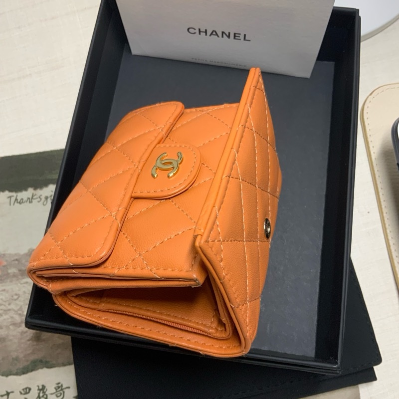 Chanel小羊皮三折短夾-7