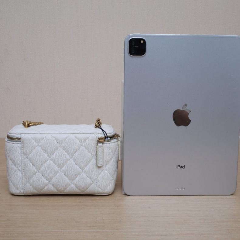 23P 長盒子化妝包 帶鏡子 16cm 白色 荔枝皮革C 鐳射標 金釦 爱心金球肩带-2