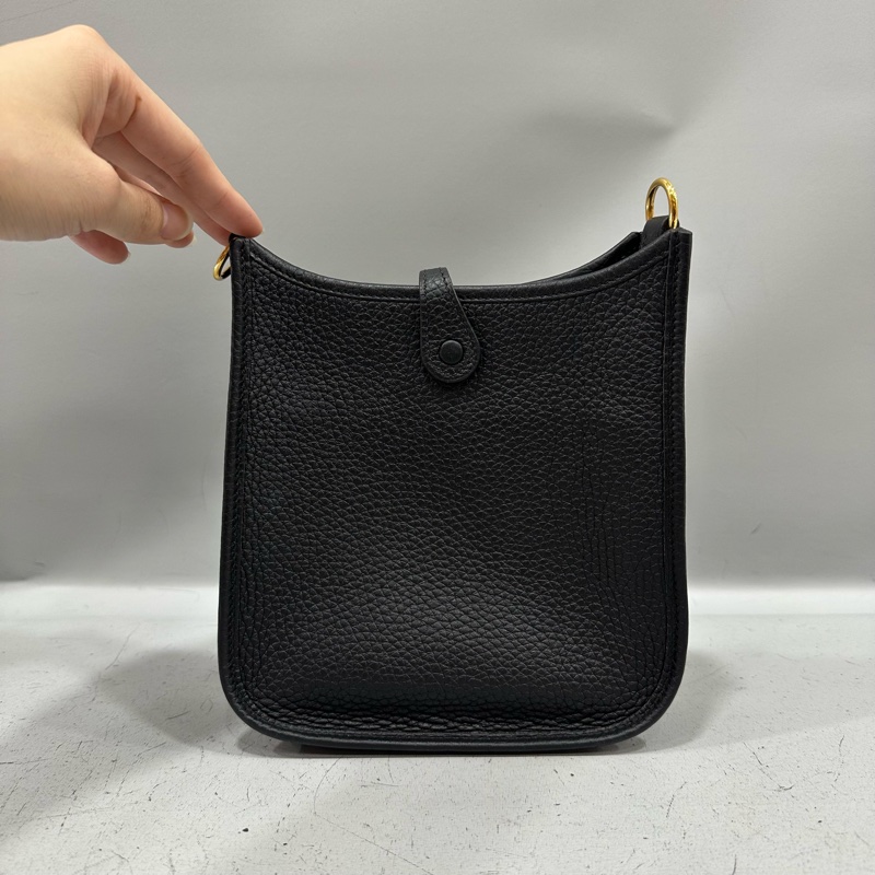 Hermes 黑TC皮金釦mini evelyne 斜背包 U刻-2