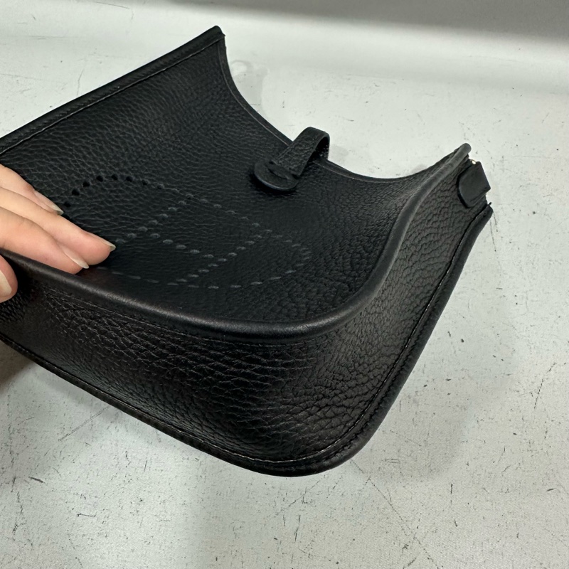 Hermes 黑TC皮金釦mini evelyne 斜背包 U刻-8