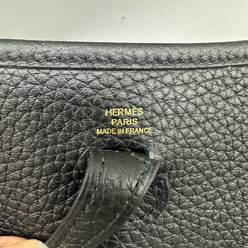 Hermes 黑TC皮金釦mini evelyne 斜背包 U刻-22