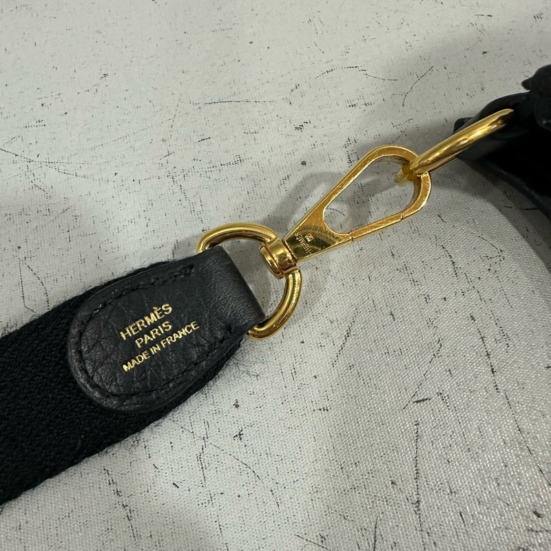Hermes 黑TC皮金釦mini evelyne 斜背包 U刻-33