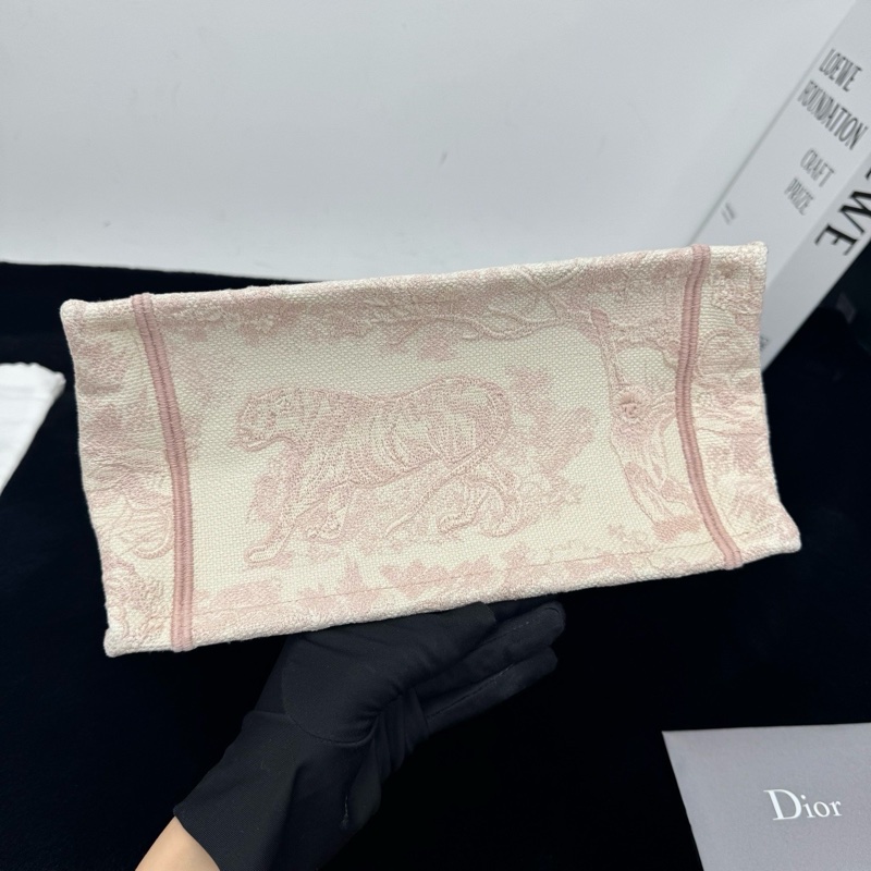 Dior 粉色動物園托特小號 包碼23年 配件有保卡 塵袋 尺寸約26.5 x 21 x 14-5