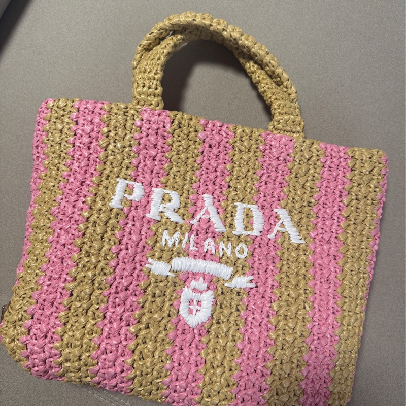 PRADA粉色草編包-1