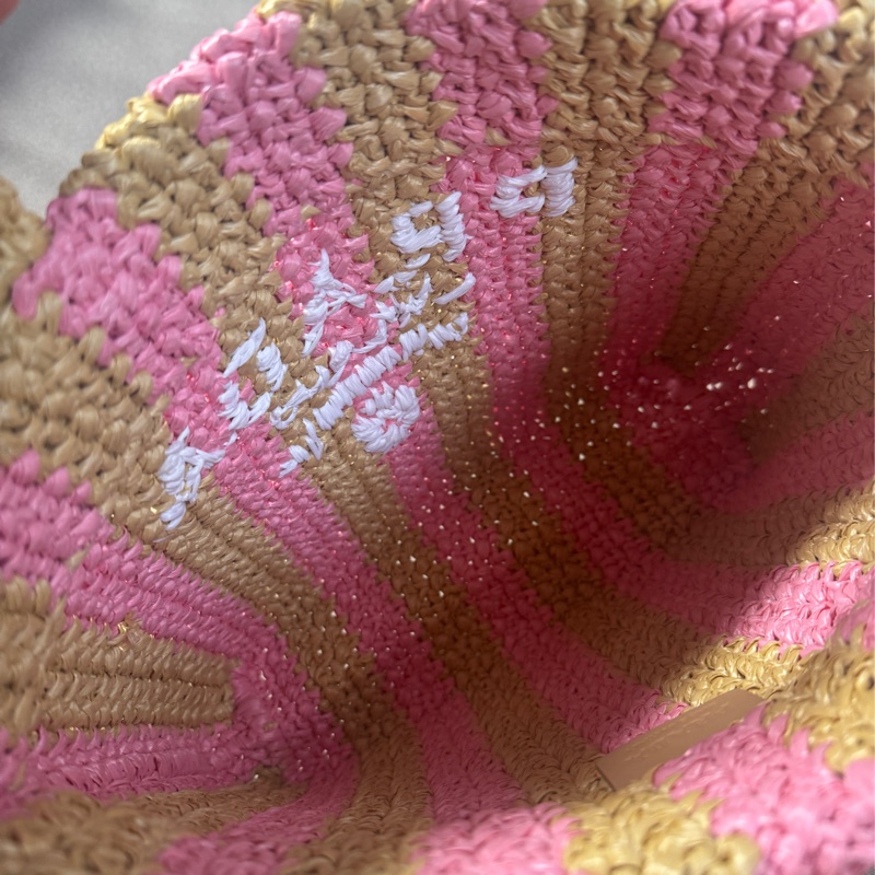 PRADA粉色草編包-5