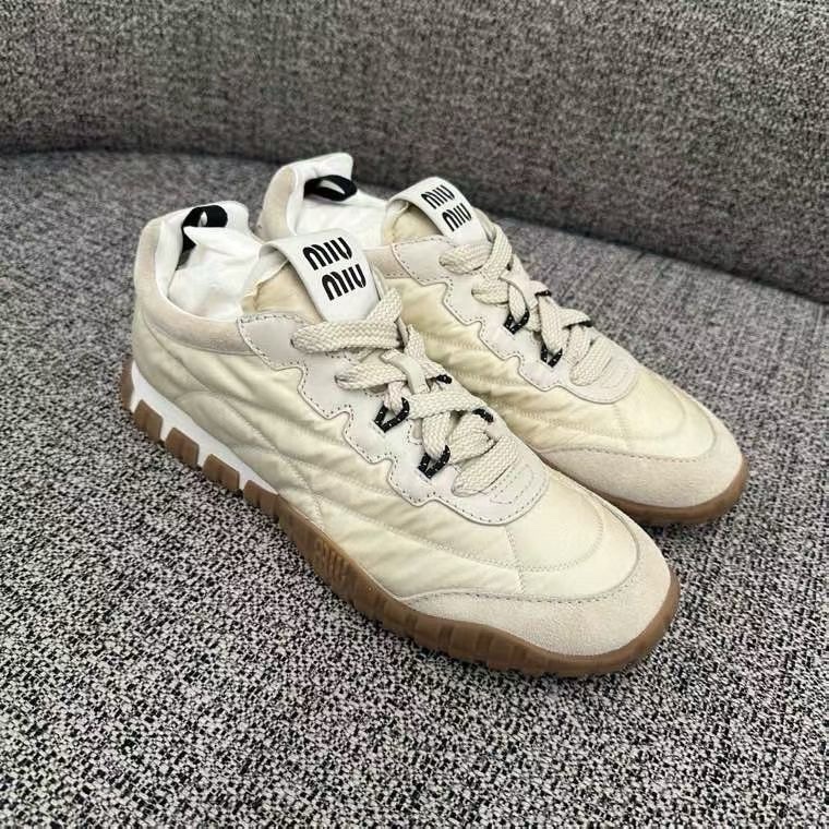 MIU MIU Tyre 機能性面料和麂皮運動鞋-0