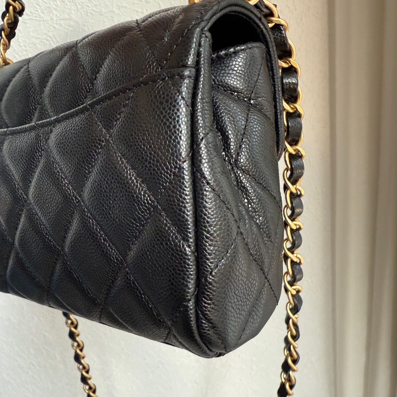 Chanel 荔枝皮大小剛剛好的斜背包新款20萬-3