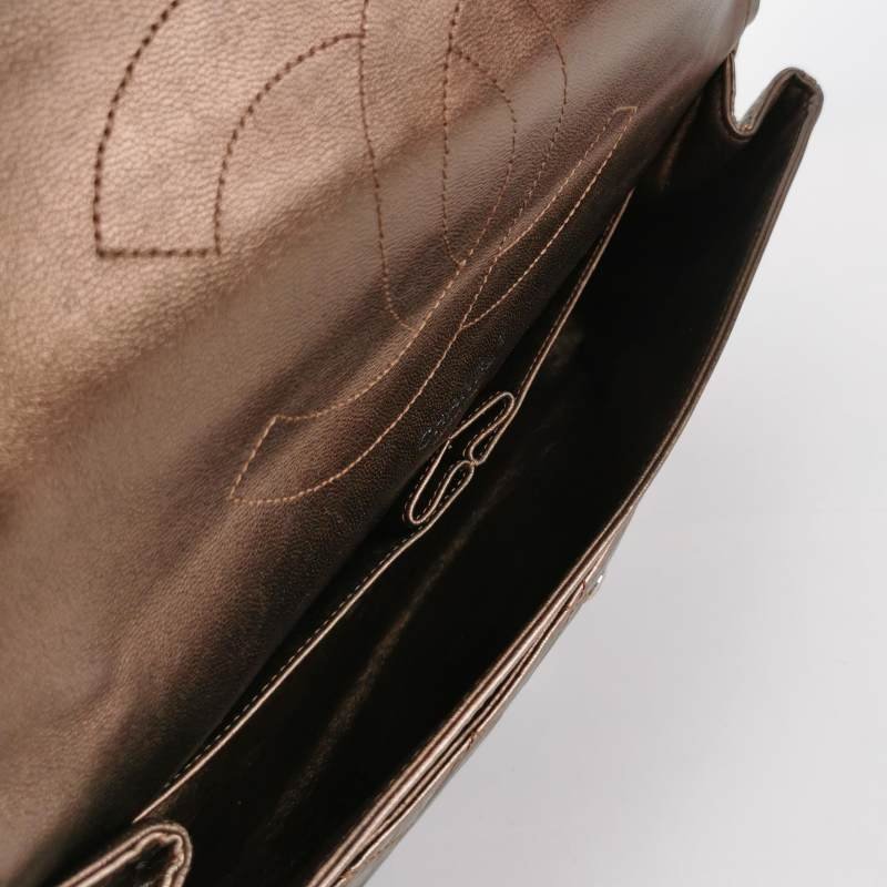 Chanel 2.55 Flag Bag 季節限定款 Maxi 油蠟皮 菱格 絎縫 長方形旋扣 單肩包-6