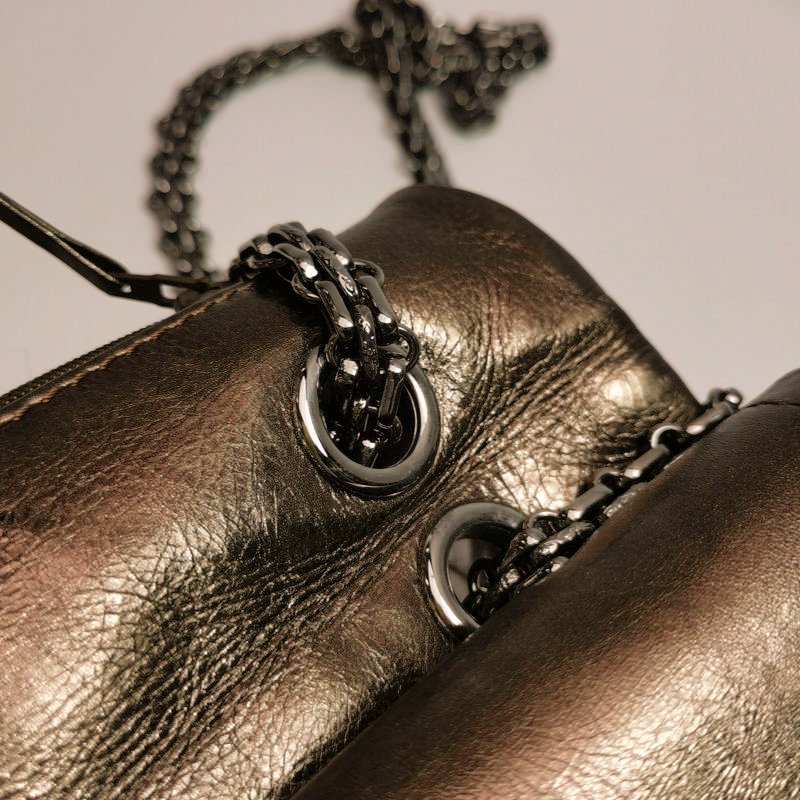 Chanel 2.55 Flag Bag 季節限定款 Maxi 油蠟皮 菱格 絎縫 長方形旋扣 單肩包-13