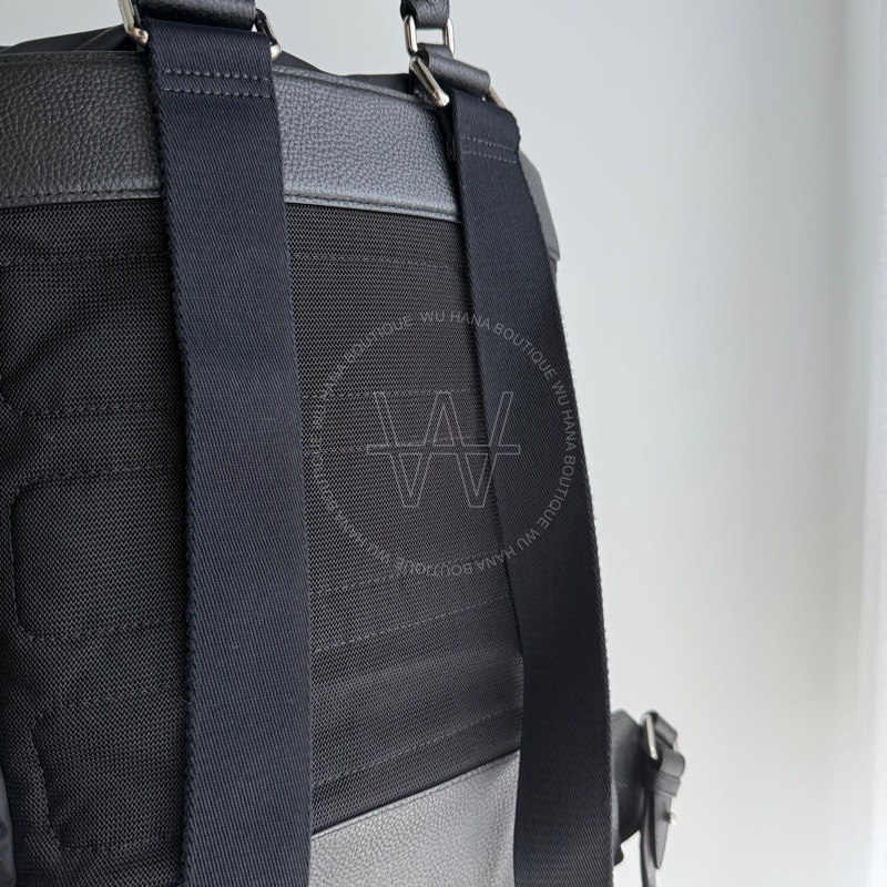 (二手特別降價)🤍Burberry尼龍後背包/Burberry後背包🤍無花果精品-8