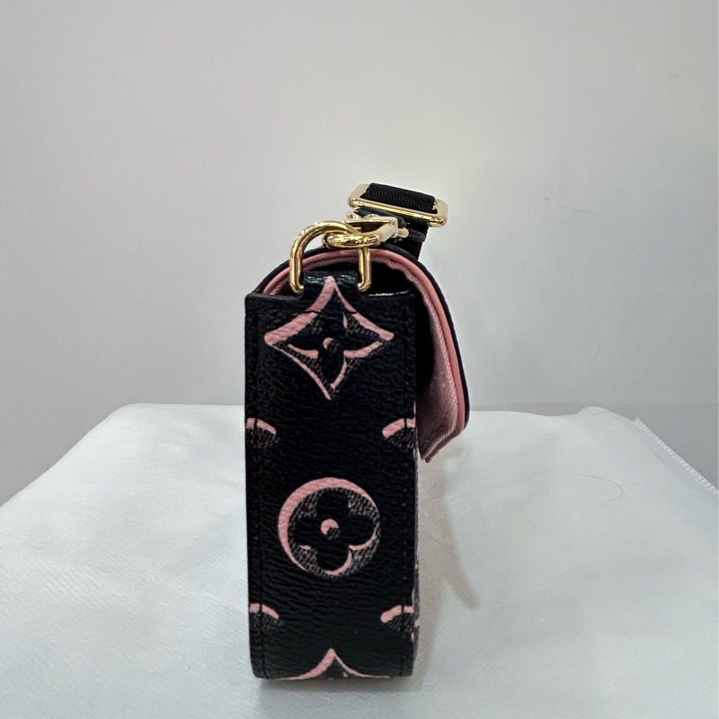 LV黑PVC粉字花二合一-3