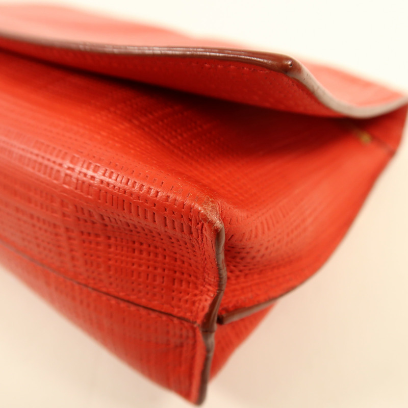 LOEWE 牛皮皮革Shoulder Bag金扣肩背袋-9