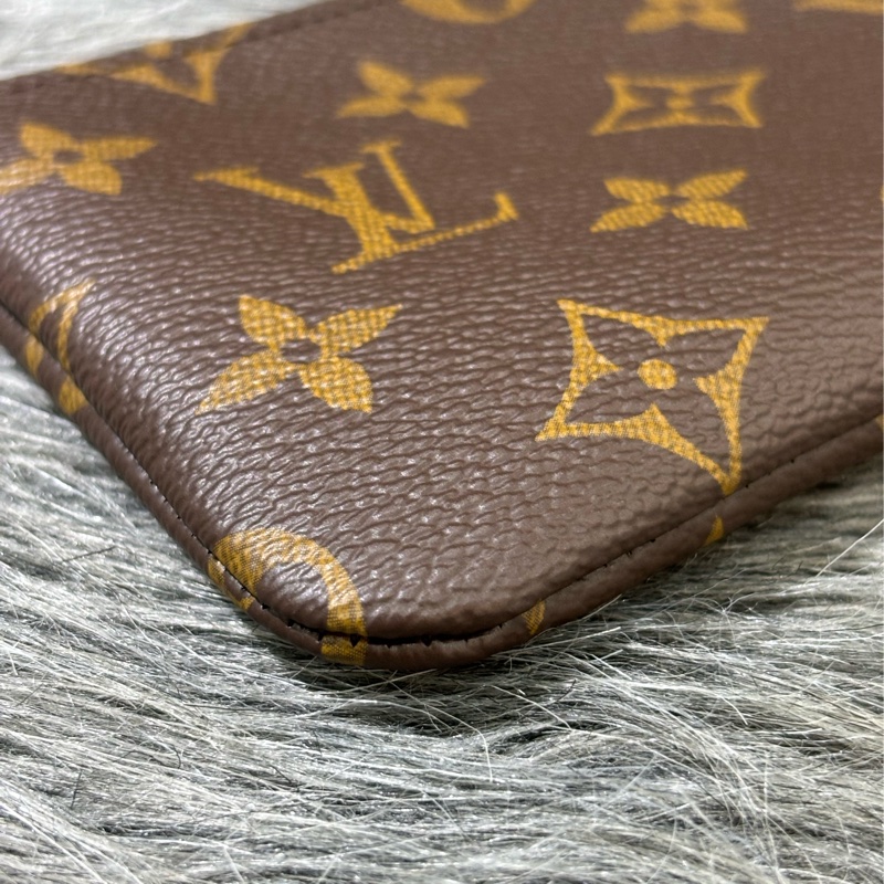 LV M13559 OCASE 原花老花字紋 一字 拉鍊 零錢包 鑰匙包 名片包 卡片包 信用卡包 有夾層大款-5