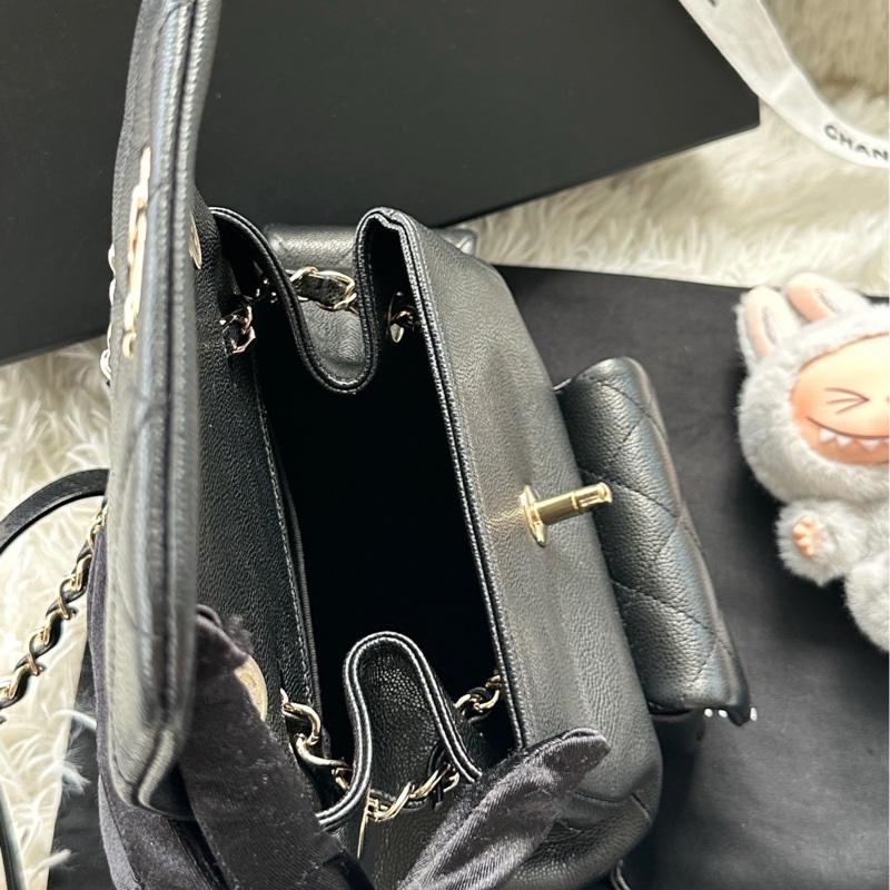 全新香奈兒 Chanel 25S 炸藥包 坦克背包 書包 雙肩包  黑金 黑色 金扣 大號 荔枝牛皮-4