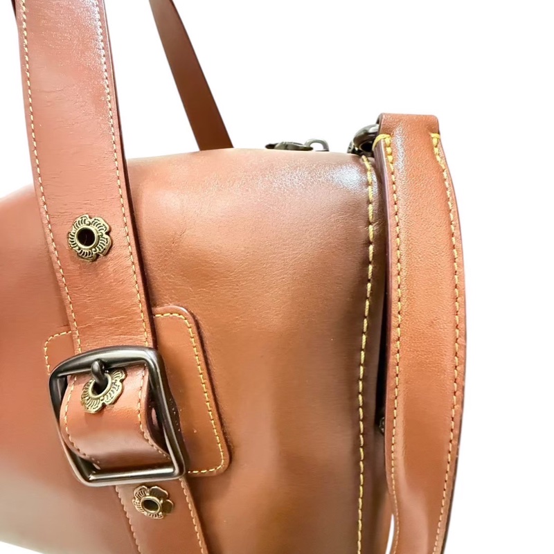 COACH 棕色皮質肩背包-2