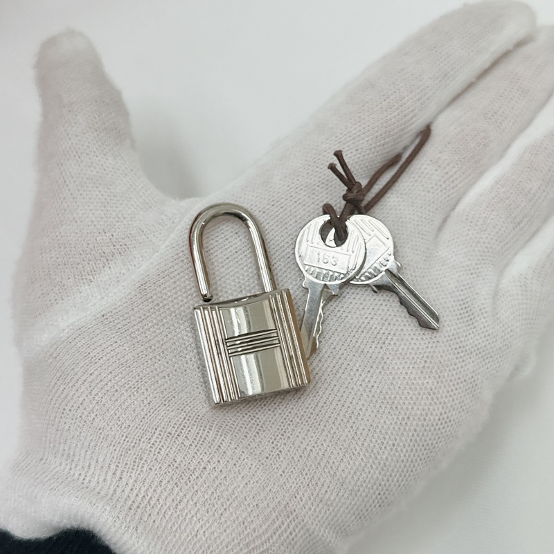 莉亞精品♡ Hermes p18 紅銀 y刻 二手美包-15