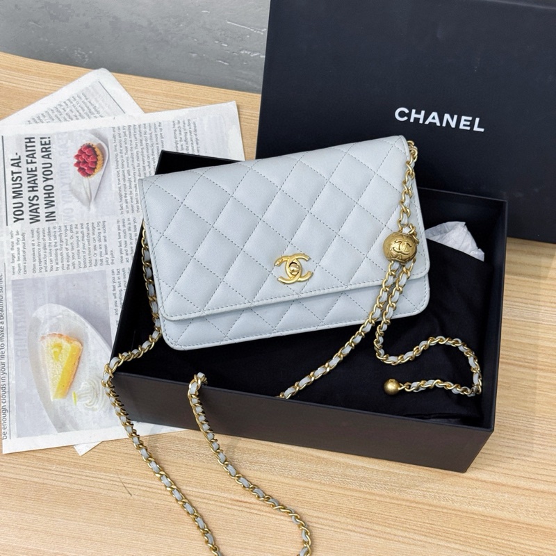 Chanel 珍珠灰金球woc 金扣 羊皮芯片款 配件塵袋-0