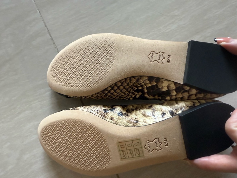 Tory Burch蛇皮紋平底鞋-2