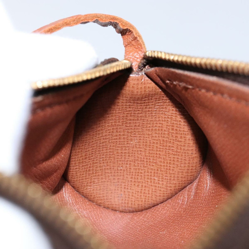 【日本直送】路易威登 Monogram Papillon 手拿包 LV 正品 137878-16