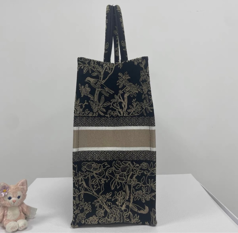 🈶️購證❤️芯片款❤️ Dior #限量款 #金絲線系列 #托特包 #booktote-4