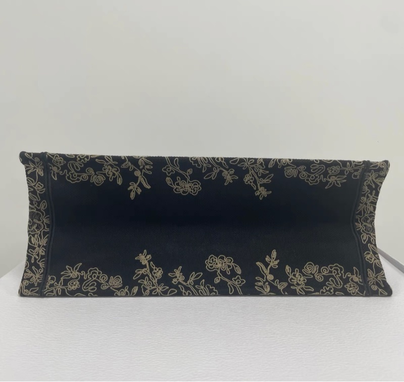 🈶️購證❤️芯片款❤️ Dior #限量款 #金絲線系列 #托特包 #booktote-6