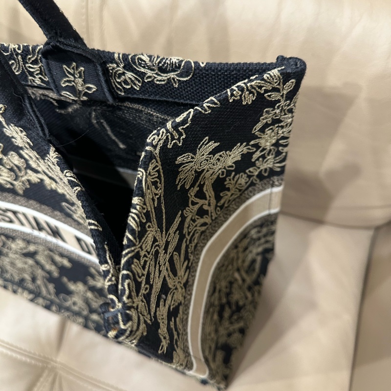 🈶️購證❤️芯片款❤️ Dior #限量款 #金絲線系列 #托特包 #booktote-12