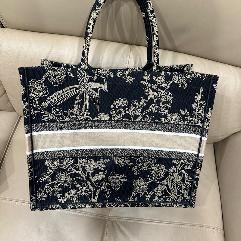 🈶️購證❤️芯片款❤️ Dior #限量款 #金絲線系列 #托特包 #booktote-20
