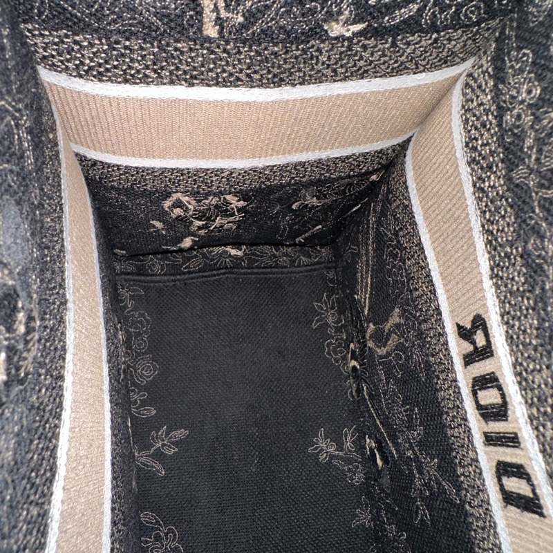 🈶️購證❤️芯片款❤️ Dior #限量款 #金絲線系列 #托特包 #booktote-39