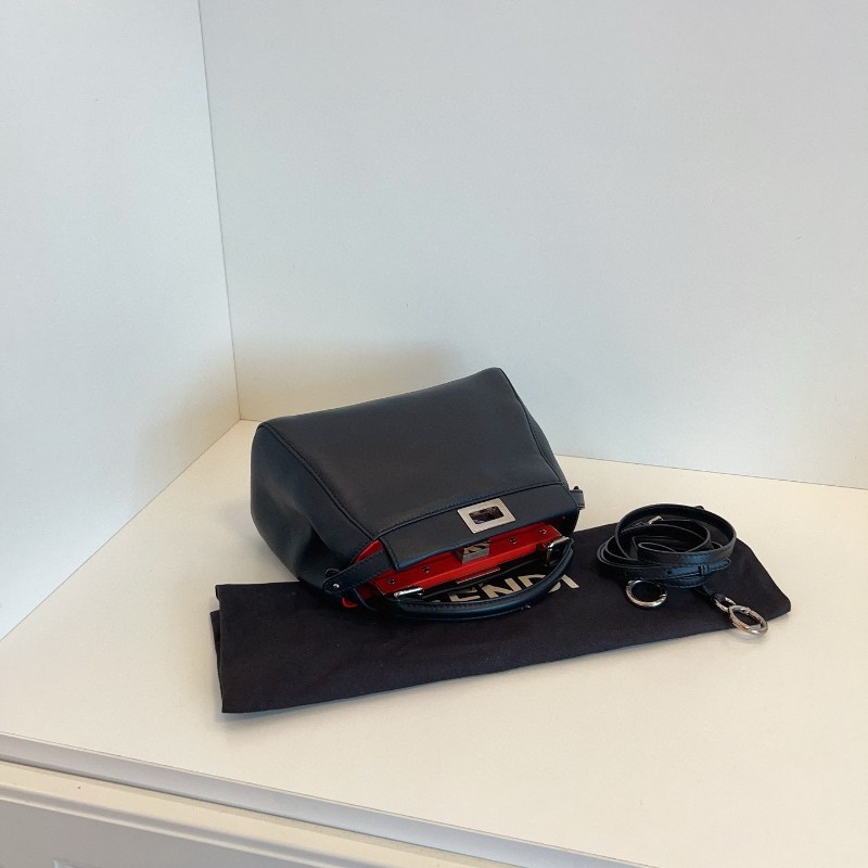 Fendi芬迪 經典黑色銀扣 小怪獸銀色眼睛內裡 peekaboo mini鉑金包-3