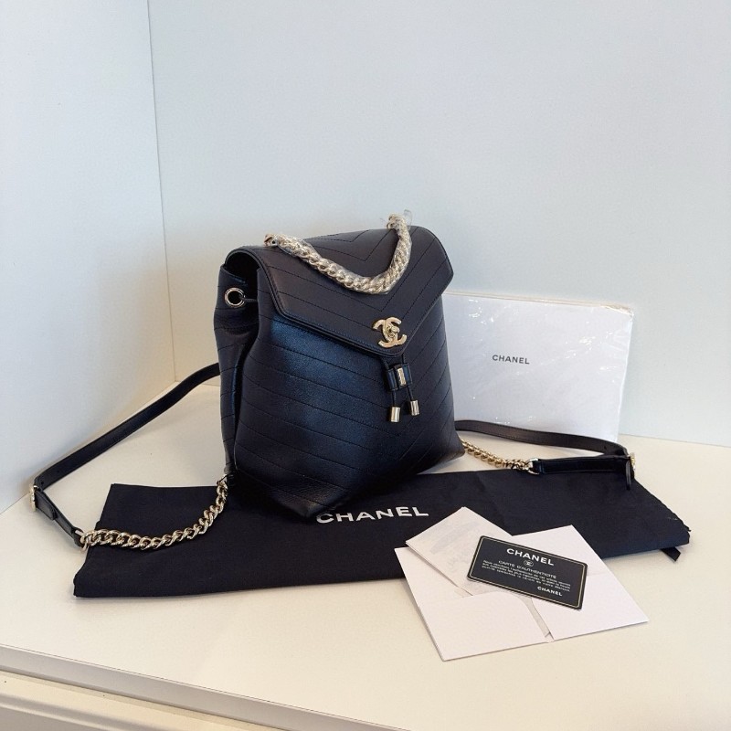 Chanel 香奈兒 黑金復古V紋牛皮 雙肩包 後背包 26開帶卡/購鉦-1