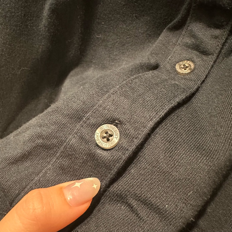 Burberry London極致顯白柔軟100%純棉 經典低調款式領口品牌格紋深藍色排釦襯衫、小外套 S-2