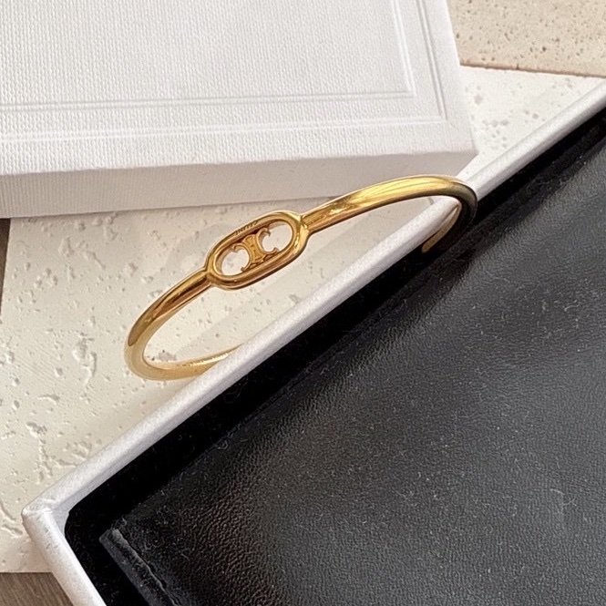 Celine 金色凱旋LOGO開口手環-1