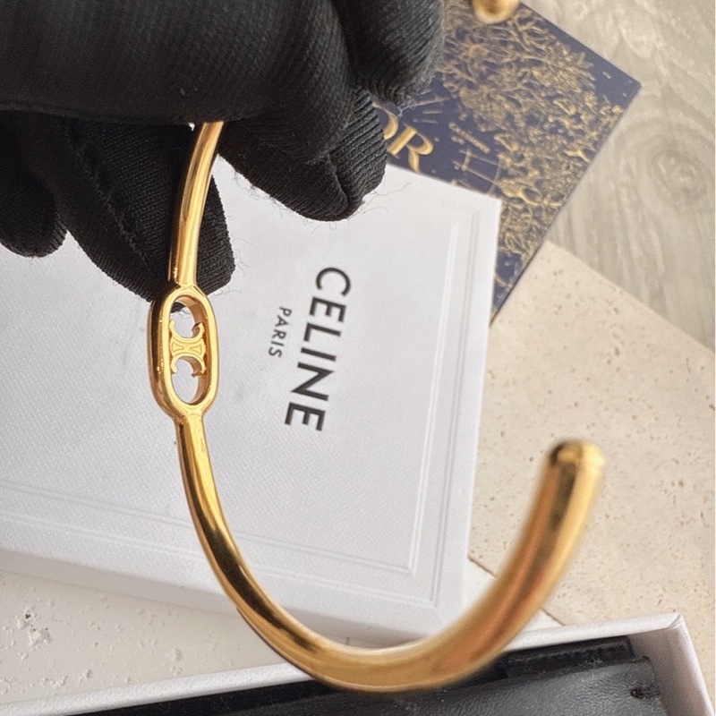 Celine 金色凱旋LOGO開口手環-4