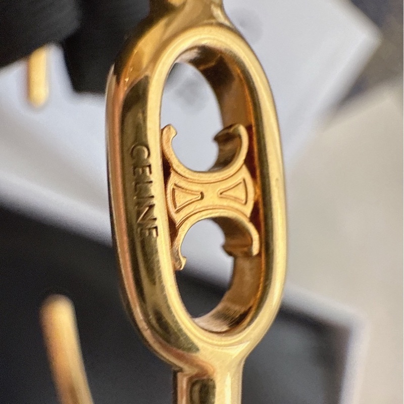 Celine 金色凱旋LOGO開口手環-7