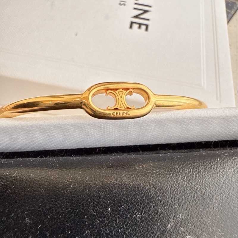 Celine 金色凱旋LOGO開口手環-9