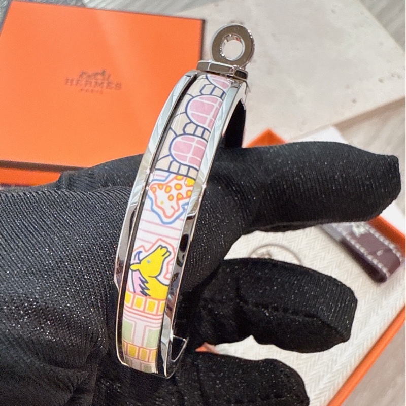 HERMES 粉色銀色琺瑯手環 PM-1
