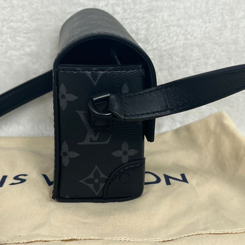 LV 黑老花 單肩包-3