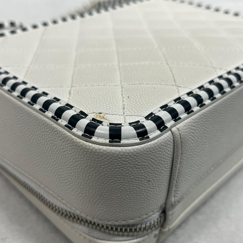 Chanel Vanity case-3