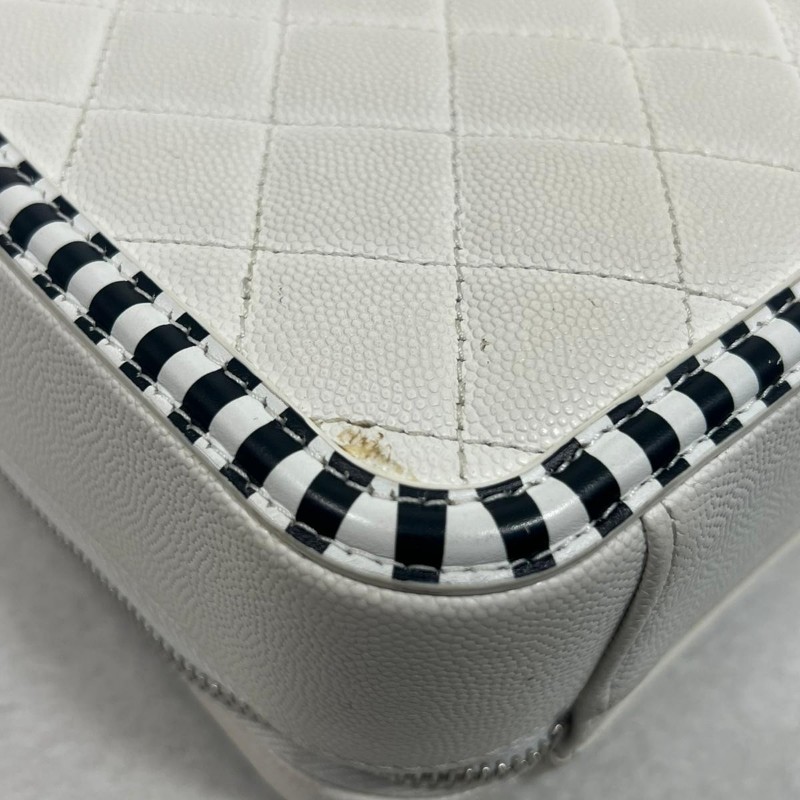 Chanel Vanity case-5