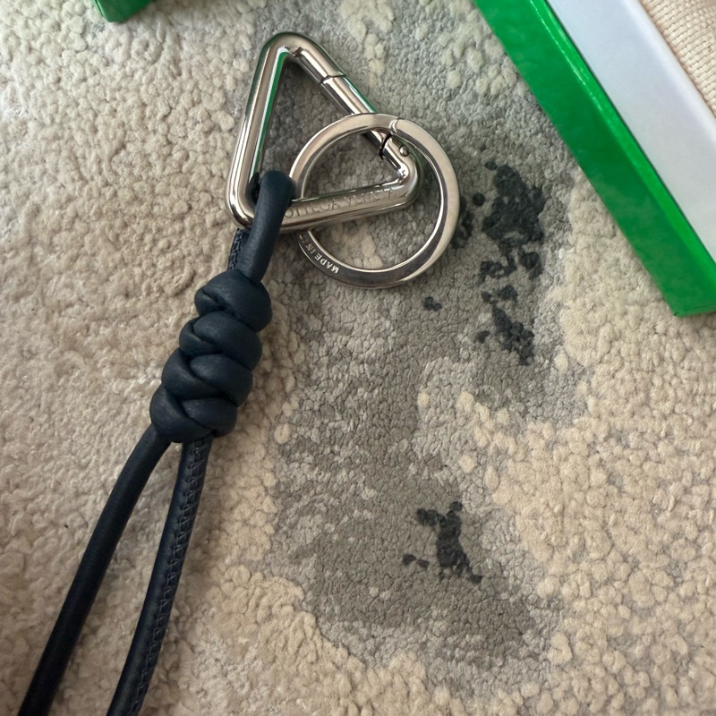 BOTTEGA VENETA 深海藍鑰匙圈(全新)-3