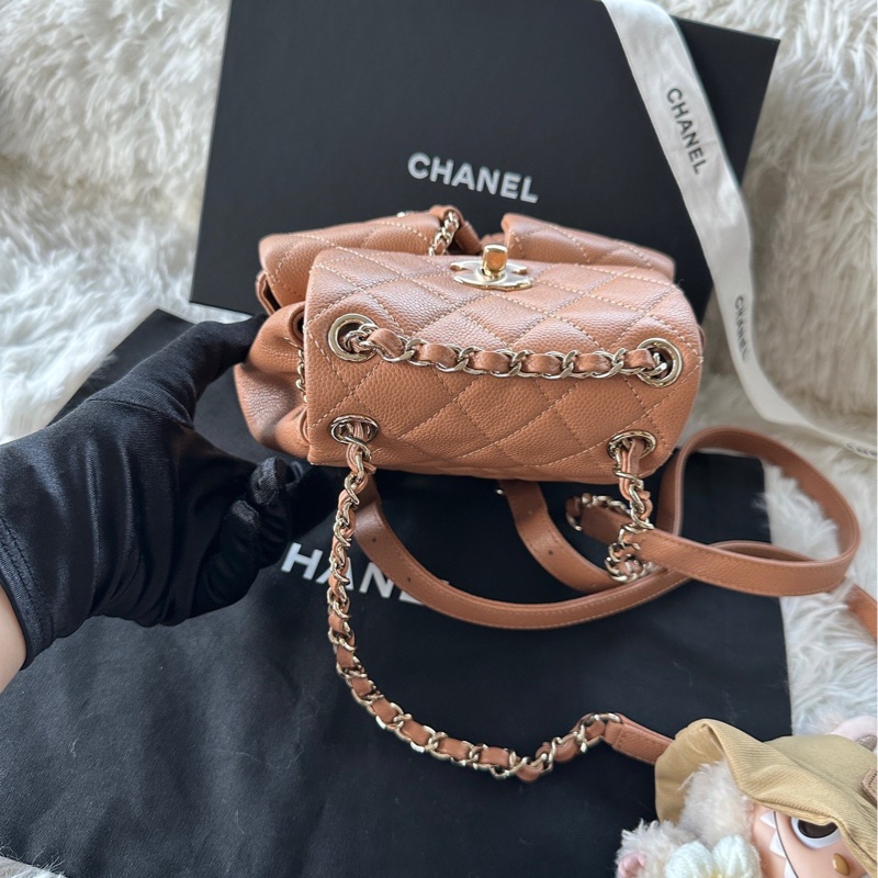 香奈兒 Chanel 23p duma 青蛙包 書包 雙肩包 背包 荔枝牛皮 深米色-4