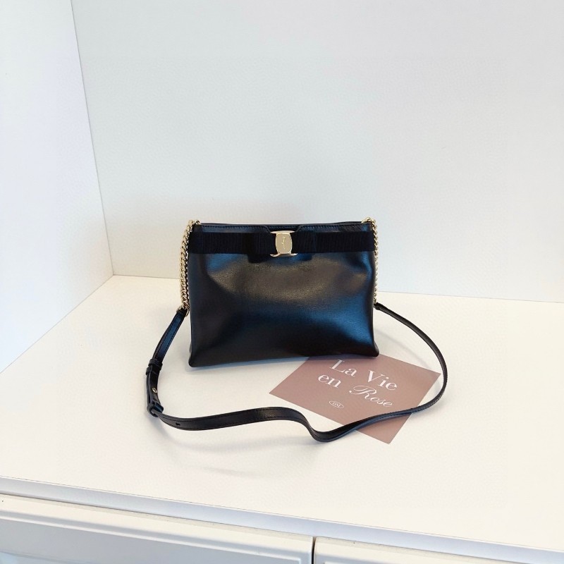 Ferragamo 菲拉格慕 黑金牛皮蝴蝶結 肩背包 斜背包-0